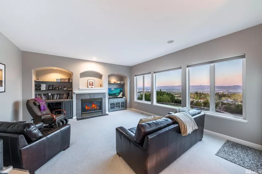 4700 Aberfeldy, Reno, Nevada 89519, 3 Bedrooms Bedrooms, ,3 BathroomsBathrooms,Residential,Residential,Aberfeldy,250005241