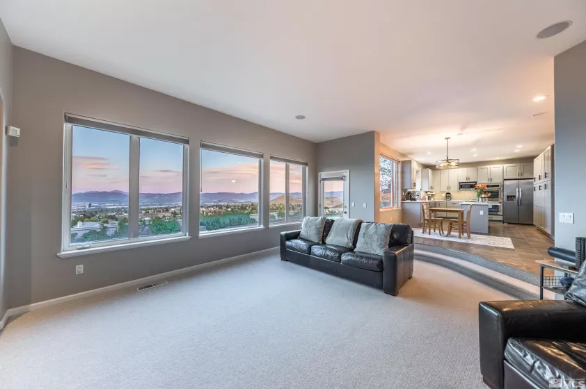 4700 Aberfeldy, Reno, Nevada 89519, 3 Bedrooms Bedrooms, ,3 BathroomsBathrooms,Residential,Residential,Aberfeldy,250005241