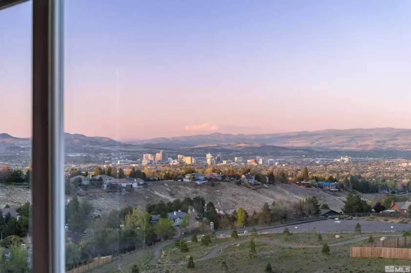 4700 Aberfeldy, Reno, Nevada 89519, 3 Bedrooms Bedrooms, ,3 BathroomsBathrooms,Residential,Residential,Aberfeldy,250005241