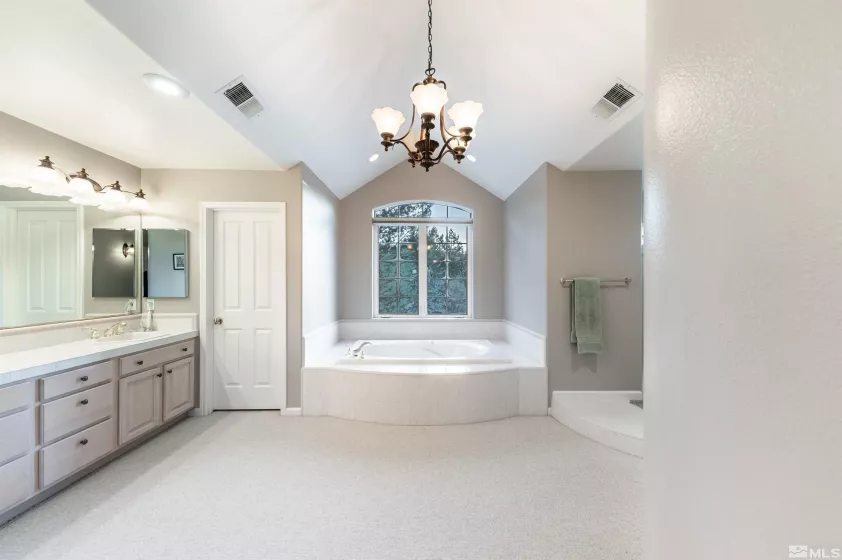 4700 Aberfeldy, Reno, Nevada 89519, 3 Bedrooms Bedrooms, ,3 BathroomsBathrooms,Residential,Residential,Aberfeldy,250005241