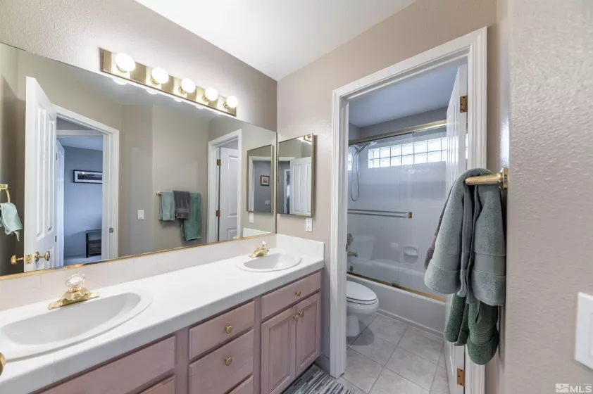 4700 Aberfeldy, Reno, Nevada 89519, 3 Bedrooms Bedrooms, ,3 BathroomsBathrooms,Residential,Residential,Aberfeldy,250005241
