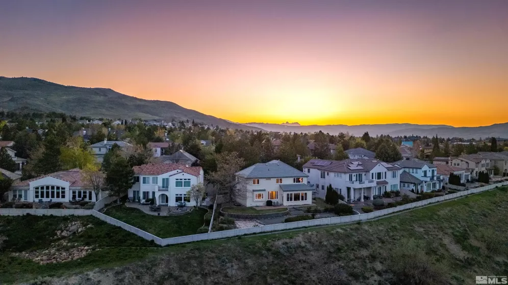 4700 Aberfeldy, Reno, Nevada 89519, 3 Bedrooms Bedrooms, ,3 BathroomsBathrooms,Residential,Residential,Aberfeldy,250005241