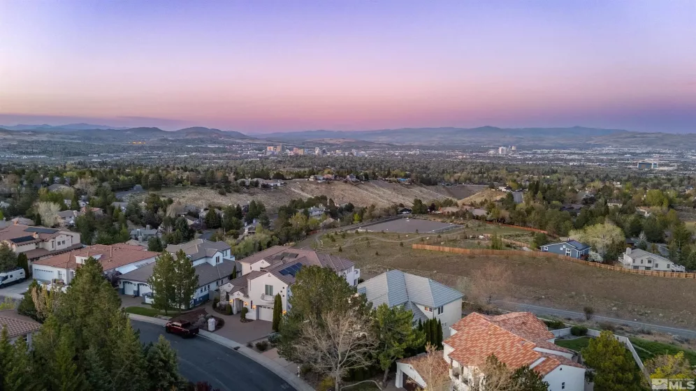 4700 Aberfeldy, Reno, Nevada 89519, 3 Bedrooms Bedrooms, ,3 BathroomsBathrooms,Residential,Residential,Aberfeldy,250005241