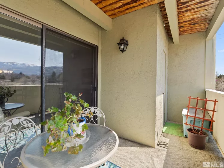 2845 Idlewild, Reno, Nevada 89509, 2 Bedrooms Bedrooms, ,1 BathroomBathrooms,Residential,Residential,Idlewild,250004111