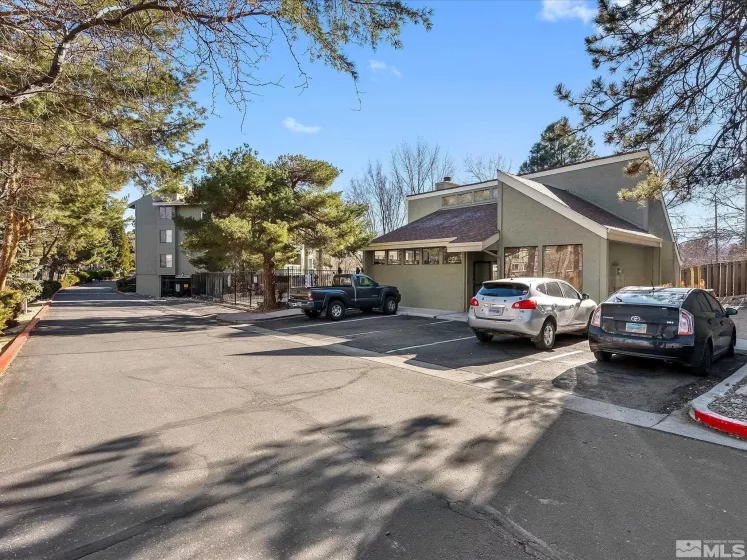 2845 Idlewild, Reno, Nevada 89509, 2 Bedrooms Bedrooms, ,1 BathroomBathrooms,Residential,Residential,Idlewild,250004111