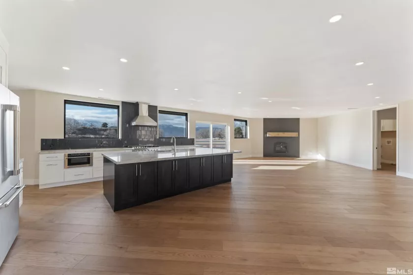 1450 Kerry, Gardnerville, Nevada 89460, 4 Bedrooms Bedrooms, ,5 BathroomsBathrooms,Residential,Residential,Kerry,250000062