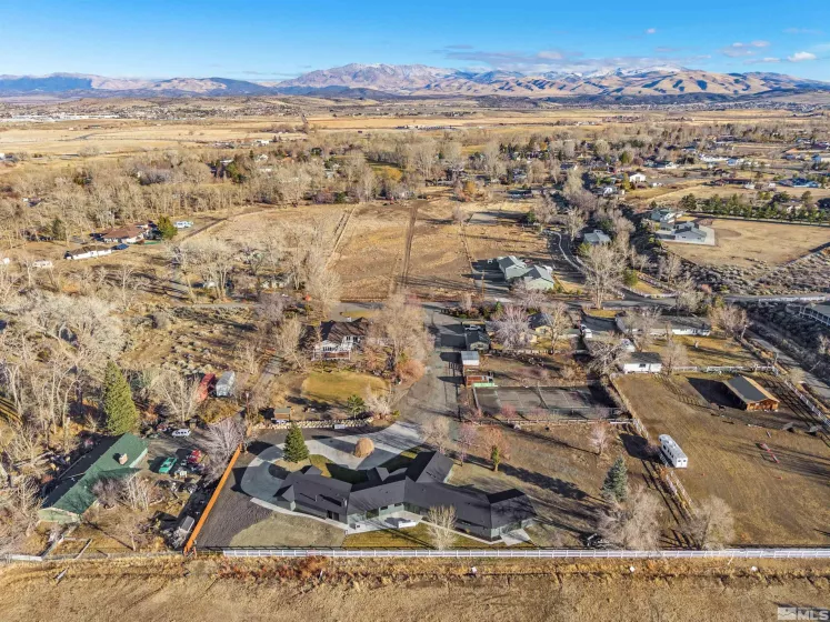 1450 Kerry, Gardnerville, Nevada 89460, 4 Bedrooms Bedrooms, ,5 BathroomsBathrooms,Residential,Residential,Kerry,250000062