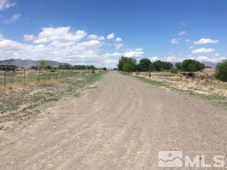 1075 Browne, Fernley, Nevada 89408, ,Land,Residential,Browne,180007165