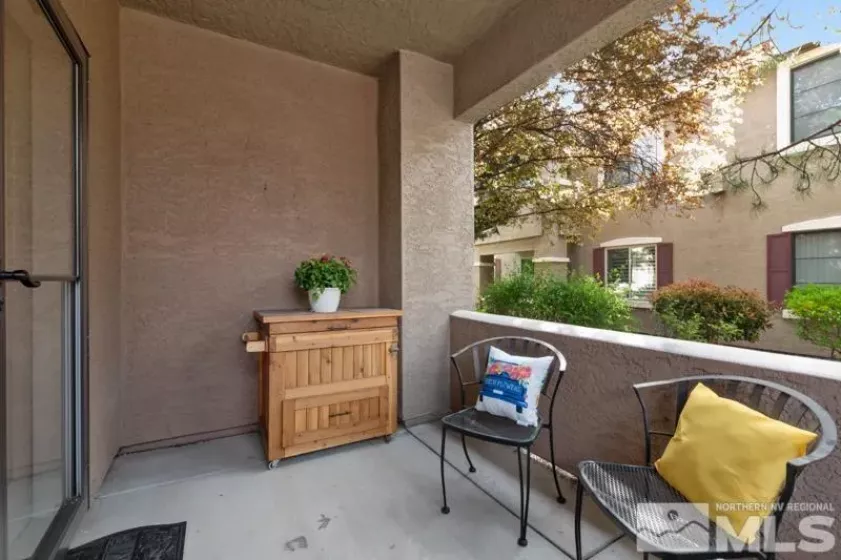 900 Meadows, Reno, Nevada 89521, 2 Bedrooms Bedrooms, ,2 BathroomsBathrooms,Residential,Residential,Meadows,250005422
