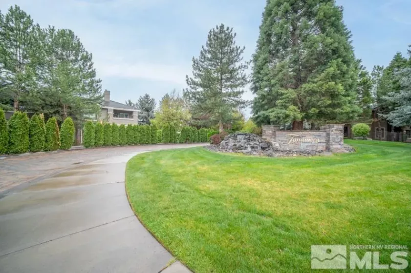 900 Meadows, Reno, Nevada 89521, 2 Bedrooms Bedrooms, ,2 BathroomsBathrooms,Residential,Residential,Meadows,250005422