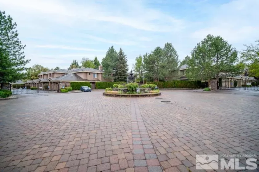 900 Meadows, Reno, Nevada 89521, 2 Bedrooms Bedrooms, ,2 BathroomsBathrooms,Residential,Residential,Meadows,250005422
