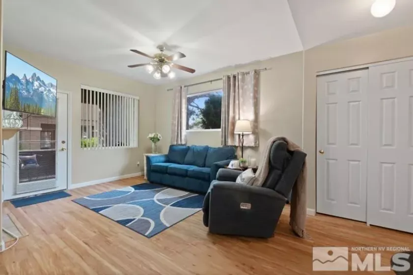 900 Meadows, Reno, Nevada 89521, 2 Bedrooms Bedrooms, ,2 BathroomsBathrooms,Residential,Residential,Meadows,250005422