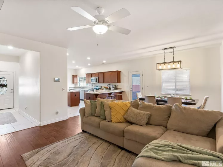 18518 Silverbell, Reno, Nevada 89508, 4 Bedrooms Bedrooms, ,2 BathroomsBathrooms,Residential,Residential,Silverbell,250002669