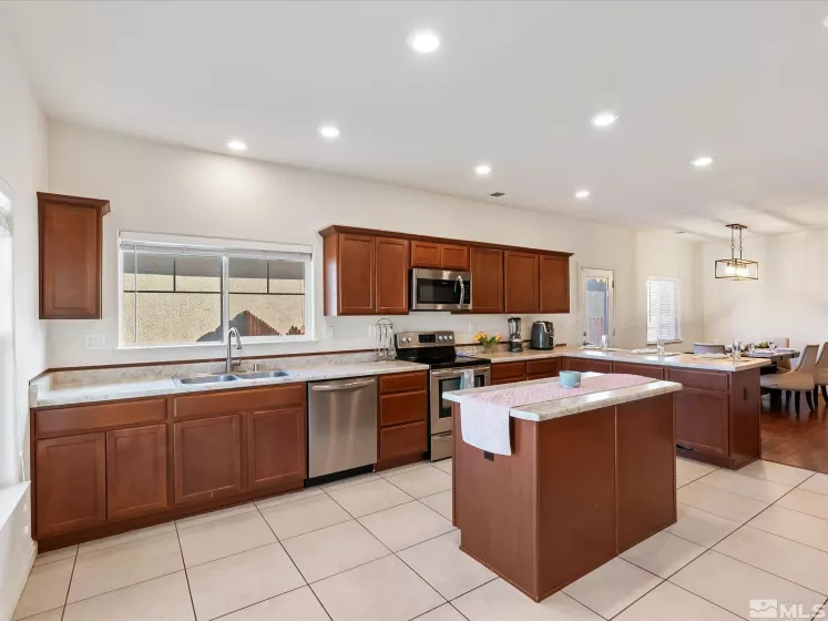 18518 Silverbell, Reno, Nevada 89508, 4 Bedrooms Bedrooms, ,2 BathroomsBathrooms,Residential,Residential,Silverbell,250002669