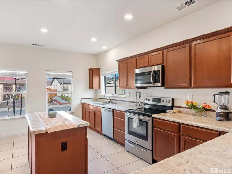 18518 Silverbell, Reno, Nevada 89508, 4 Bedrooms Bedrooms, ,2 BathroomsBathrooms,Residential,Residential,Silverbell,250002669