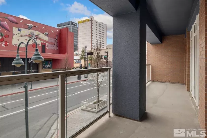 255 Sierra, Reno, Nevada 89501, 2 Bedrooms Bedrooms, ,3 BathroomsBathrooms,Residential,Residential,Sierra,250002650