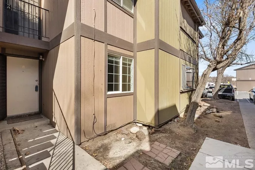 2375 Tripp, Reno, Nevada 89512, 2 Bedrooms Bedrooms, ,2 BathroomsBathrooms,Residential,Residential,Tripp,250001800