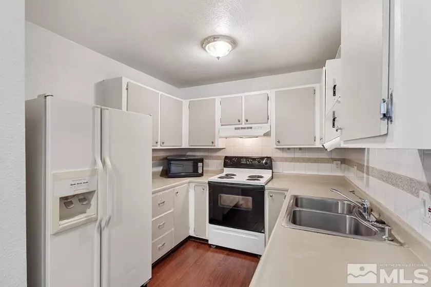 2375 Tripp, Reno, Nevada 89512, 2 Bedrooms Bedrooms, ,2 BathroomsBathrooms,Residential,Residential,Tripp,250001800