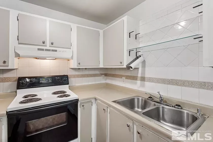 2375 Tripp, Reno, Nevada 89512, 2 Bedrooms Bedrooms, ,2 BathroomsBathrooms,Residential,Residential,Tripp,250001800