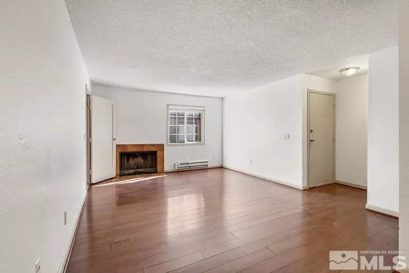 2375 Tripp, Reno, Nevada 89512, 2 Bedrooms Bedrooms, ,2 BathroomsBathrooms,Residential,Residential,Tripp,250001800