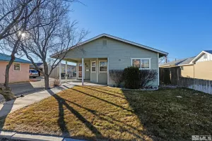 15 California, Yerington, Nevada 89447, 3 Bedrooms Bedrooms, ,2 BathroomsBathrooms,Residential,Residential,California,250000390
