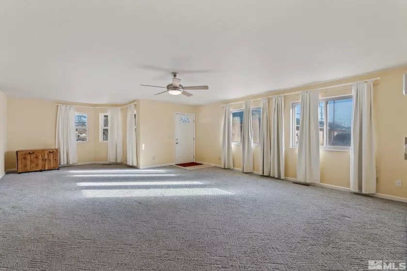 15 California, Yerington, Nevada 89447, 3 Bedrooms Bedrooms, ,2 BathroomsBathrooms,Residential,Residential,California,250000390
