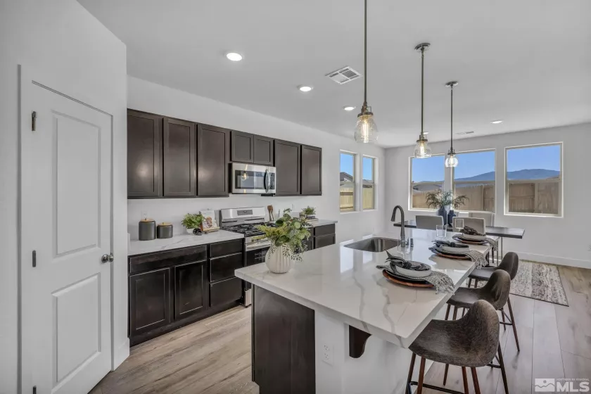 475 Solaris, Carson City, Nevada 89705, 3 Bedrooms Bedrooms, ,3 BathroomsBathrooms,Residential,Residential,Solaris,250001187