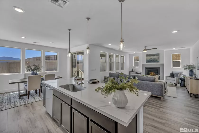475 Solaris, Carson City, Nevada 89705, 3 Bedrooms Bedrooms, ,3 BathroomsBathrooms,Residential,Residential,Solaris,250001187