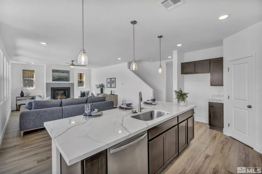 475 Solaris, Carson City, Nevada 89705, 3 Bedrooms Bedrooms, ,3 BathroomsBathrooms,Residential,Residential,Solaris,250001187