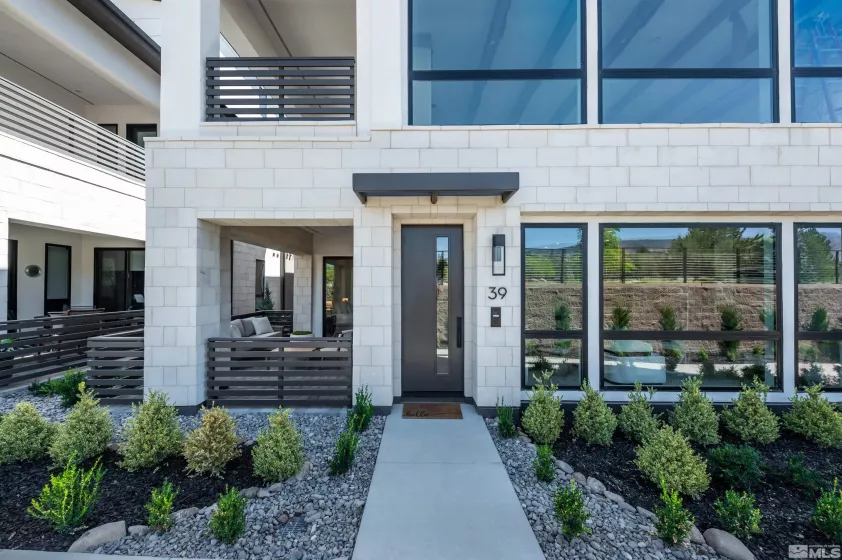39 Campolina, Reno, Nevada 89511, 2 Bedrooms Bedrooms, ,3 BathroomsBathrooms,Residential,Residential,Campolina,240010749
