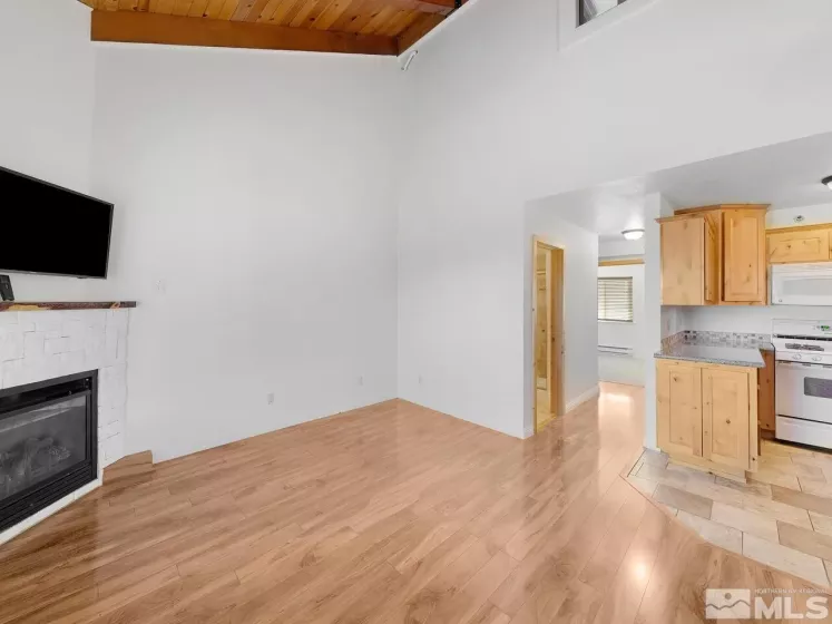 261 Quaking Aspen, Stateline, Nevada 89449, 3 Bedrooms Bedrooms, ,2 BathroomsBathrooms,Residential,Residential,Quaking Aspen,250005545