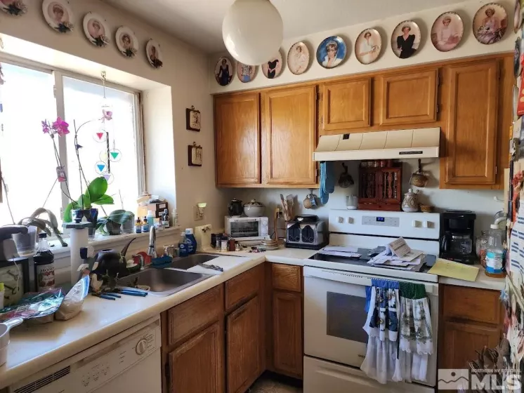 60 Rosetta Stone, Sparks, Nevada 89441, 2 Bedrooms Bedrooms, ,2 BathroomsBathrooms,Residential,Residential,Rosetta Stone,250005546