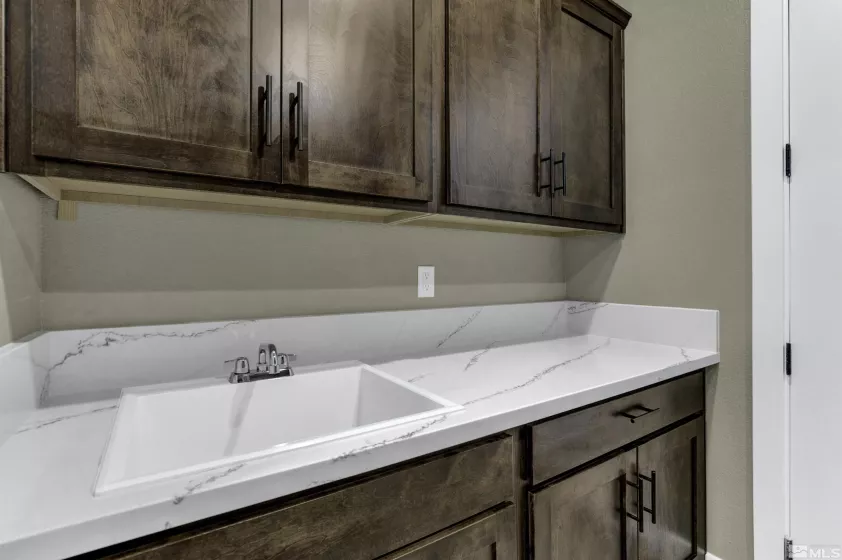 1789 La Cita, Minden, Nevada 89423, 5 Bedrooms Bedrooms, ,3 BathroomsBathrooms,Residential,Residential,La Cita,240004173