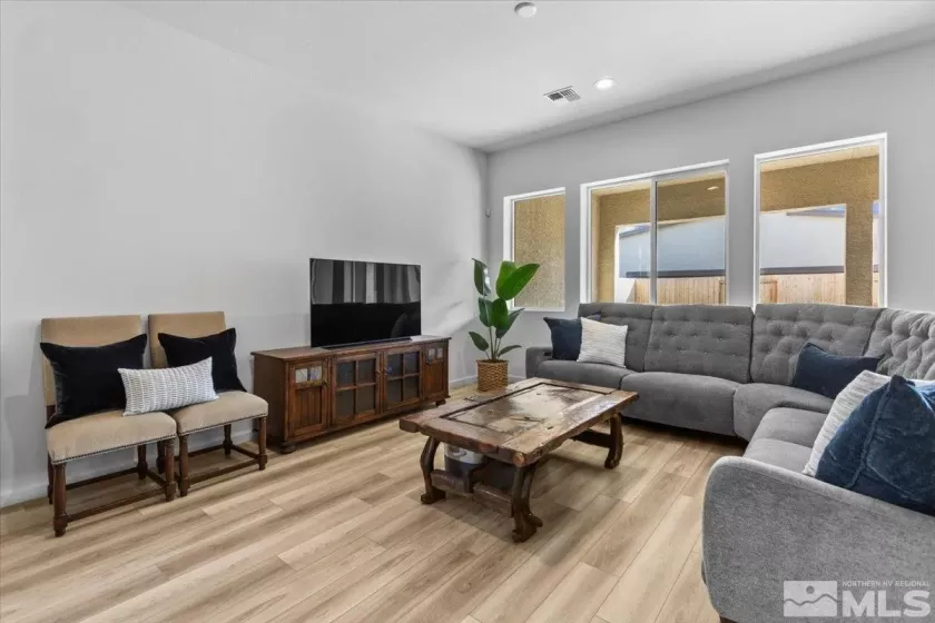12518 Brass, Reno, Nevada 89521, 2 Bedrooms Bedrooms, ,2 BathroomsBathrooms,Residential,Residential,Brass,250005327