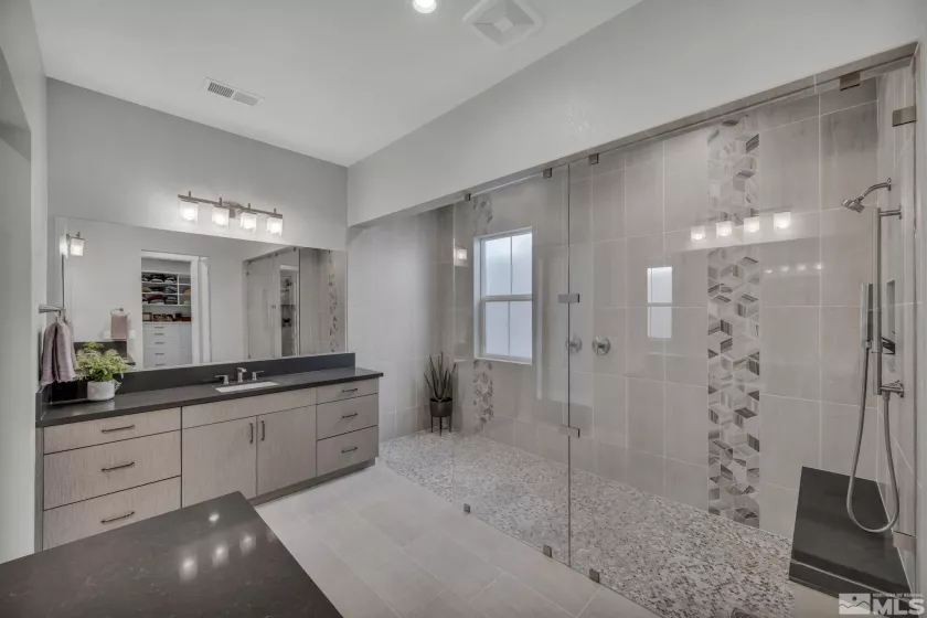 5469 Side Saddle, Reno, Nevada 89511, 3 Bedrooms Bedrooms, ,4 BathroomsBathrooms,Residential,Residential,Side Saddle,250005013