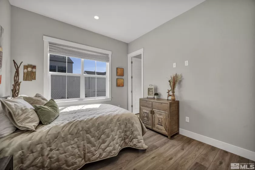 5469 Side Saddle, Reno, Nevada 89511, 3 Bedrooms Bedrooms, ,4 BathroomsBathrooms,Residential,Residential,Side Saddle,250005013