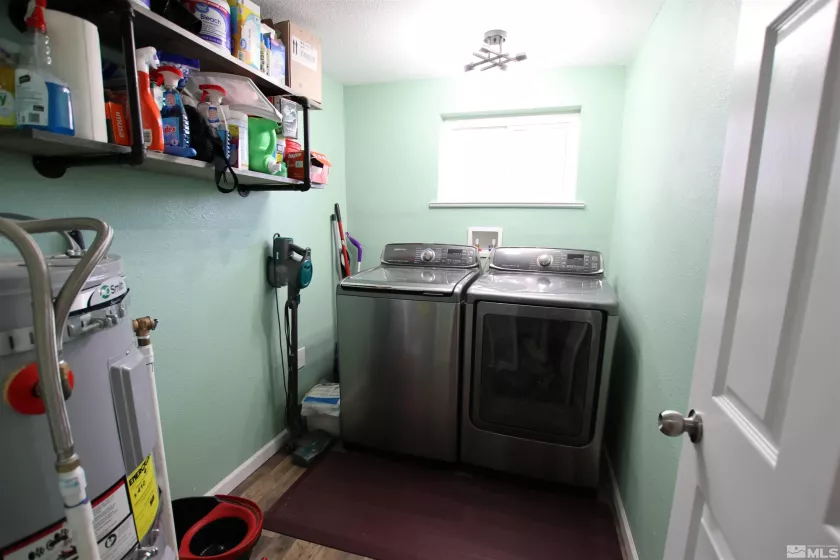 101 Hermansen, Hawthorne, Nevada 89415, 4 Bedrooms Bedrooms, ,2 BathroomsBathrooms,Residential,Residential,Hermansen,240014770