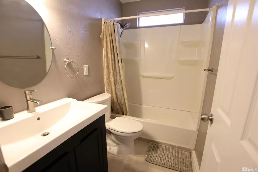 101 Hermansen, Hawthorne, Nevada 89415, 4 Bedrooms Bedrooms, ,2 BathroomsBathrooms,Residential,Residential,Hermansen,240014770