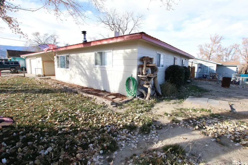 101 Hermansen, Hawthorne, Nevada 89415, 4 Bedrooms Bedrooms, ,2 BathroomsBathrooms,Residential,Residential,Hermansen,240014770