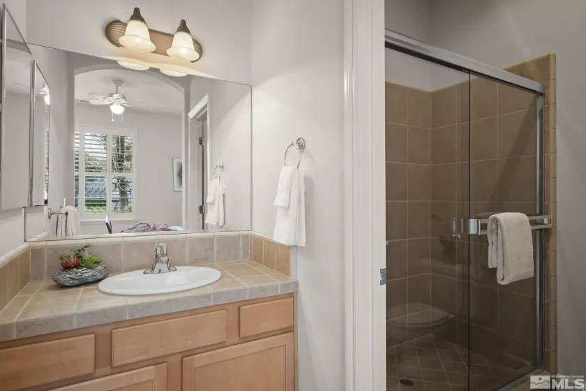 3650 Salerno, Reno, Nevada 89509, 3 Bedrooms Bedrooms, ,4 BathroomsBathrooms,Residential,Residential,Salerno,250002597