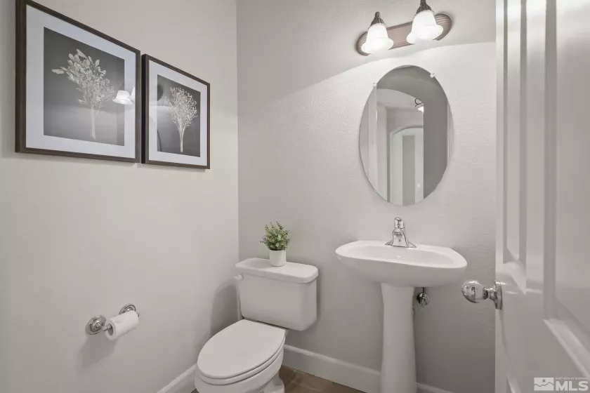 3650 Salerno, Reno, Nevada 89509, 3 Bedrooms Bedrooms, ,4 BathroomsBathrooms,Residential,Residential,Salerno,250002597