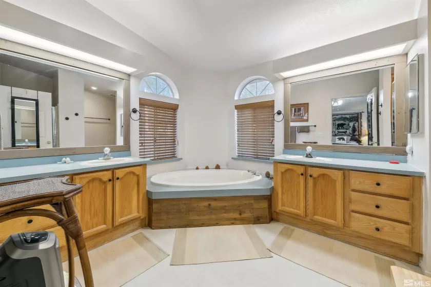 169 Crescent, Stateline, Nevada 89449, 3 Bedrooms Bedrooms, ,2 BathroomsBathrooms,Residential,Residential,Crescent,240011539