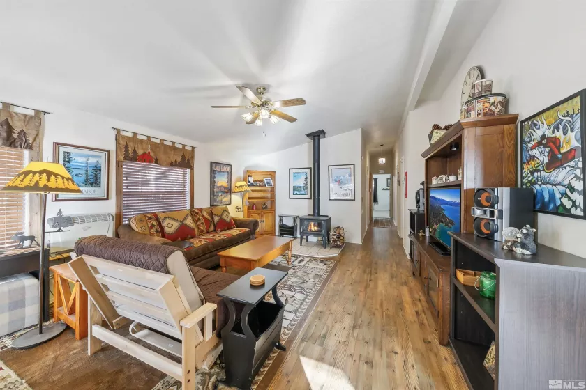 169 Crescent, Stateline, Nevada 89449, 3 Bedrooms Bedrooms, ,2 BathroomsBathrooms,Residential,Residential,Crescent,240011539