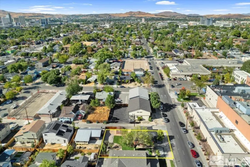 1025 Locust, Reno, Nevada 89502, 3 Bedrooms Bedrooms, ,2 BathroomsBathrooms,Residential,Residential,Locust,250005841