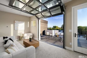 3828 Lakeside, Reno, Nevada 89509, 2 Bedrooms Bedrooms, ,3 BathroomsBathrooms,Residential,Residential,Lakeside,240014017