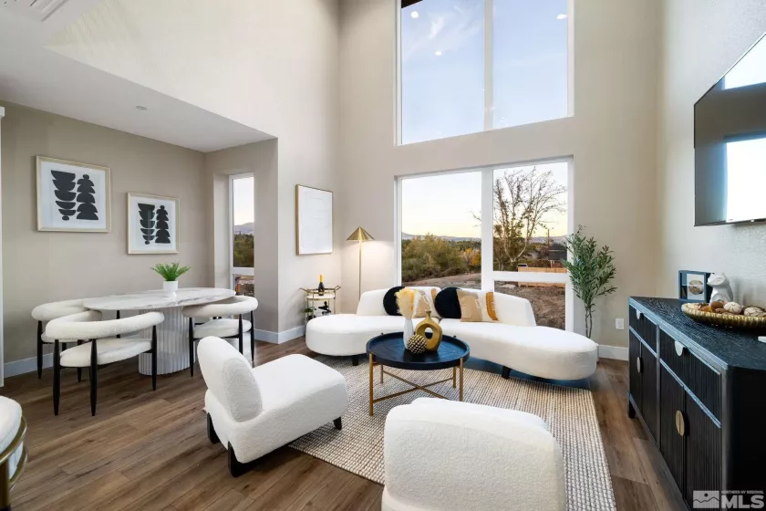 3828 Lakeside, Reno, Nevada 89509, 2 Bedrooms Bedrooms, ,3 BathroomsBathrooms,Residential,Residential,Lakeside,240014017
