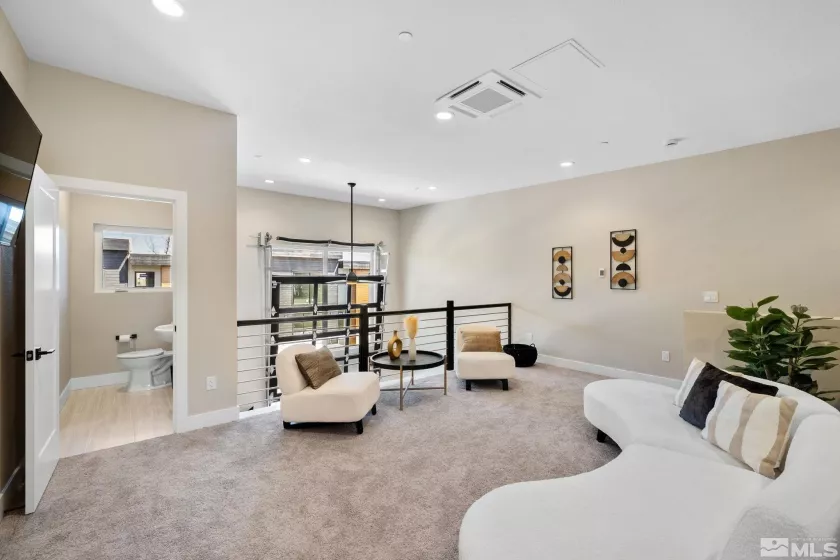 3830 Lakeside, Reno, Nevada 89509, 3 Bedrooms Bedrooms, ,4 BathroomsBathrooms,Residential,Residential,Lakeside,240014018