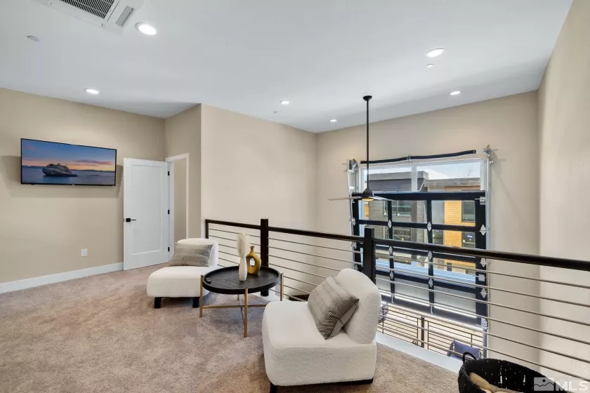 3830 Lakeside, Reno, Nevada 89509, 3 Bedrooms Bedrooms, ,4 BathroomsBathrooms,Residential,Residential,Lakeside,240014018