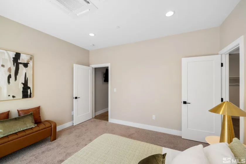3830 Lakeside, Reno, Nevada 89509, 3 Bedrooms Bedrooms, ,4 BathroomsBathrooms,Residential,Residential,Lakeside,240014018