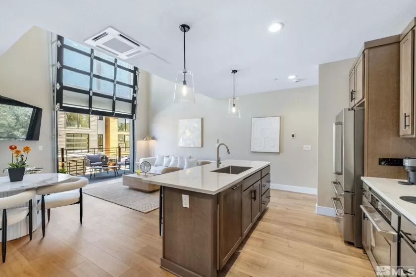 3830 Lakeside, Reno, Nevada 89509, 3 Bedrooms Bedrooms, ,4 BathroomsBathrooms,Residential,Residential,Lakeside,240014018